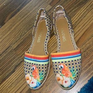 Pre. Owned KAANAS flats